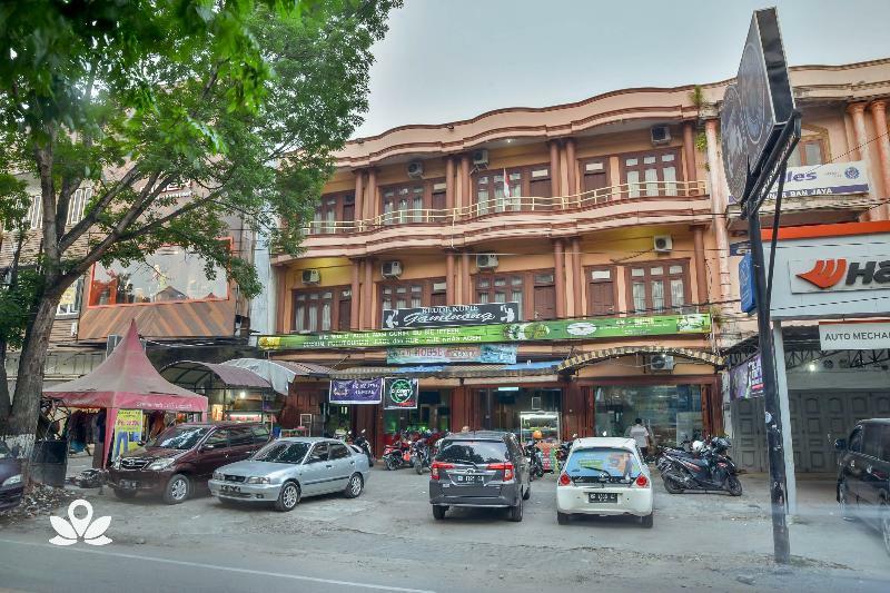 Zen Setiabudi Syariah Hotel 2*